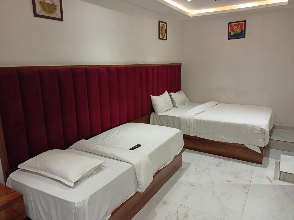 Hotel Palms Residency, Chembur 孟买 外观 照片