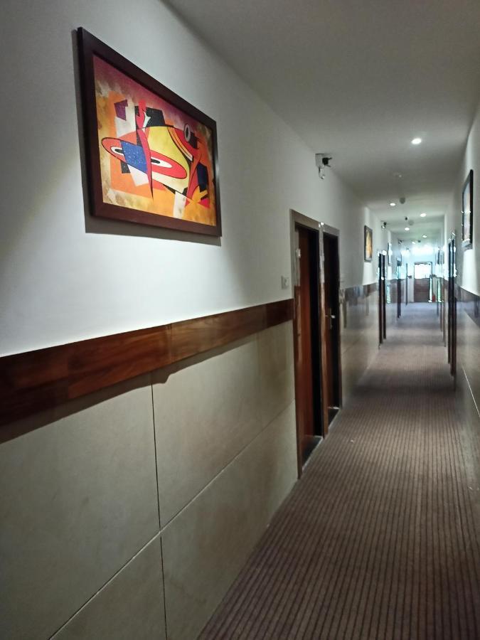Hotel Palms Residency, Chembur 孟买 外观 照片