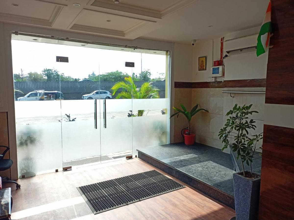 Hotel Palms Residency, Chembur 孟买 外观 照片